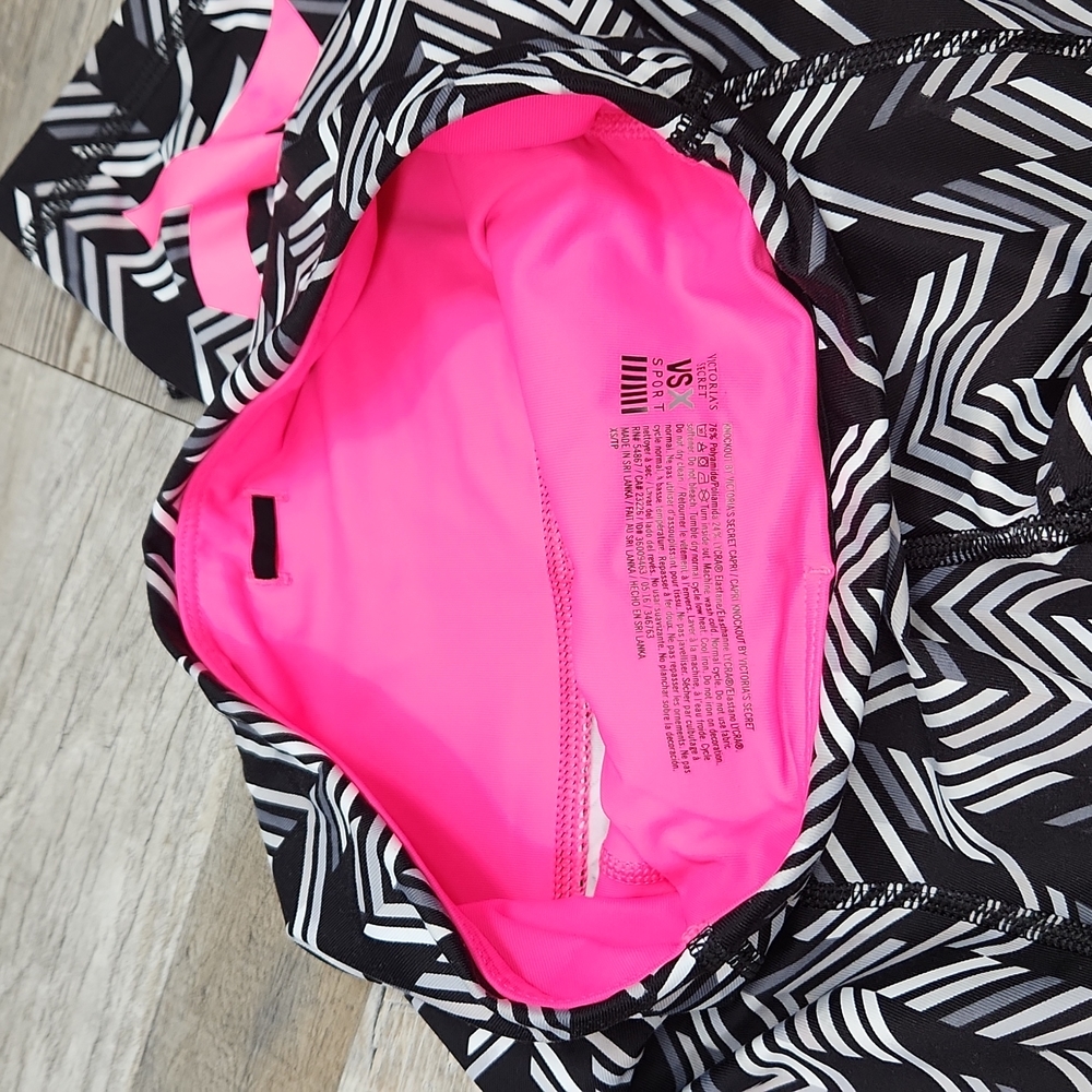 Victoria's Secret VSX Sport Geometric Activewear Set - Picture 9 of 9